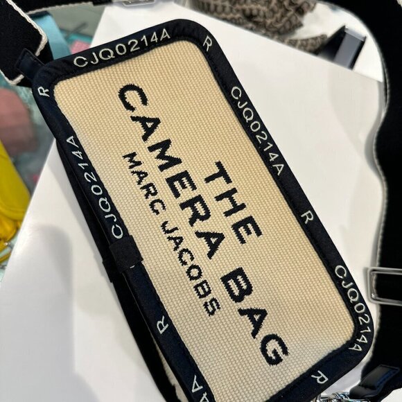 NWT!Marc Jacobs The Camera Bag -White Canvas with Black logo binded edge - Picture 6 of 16